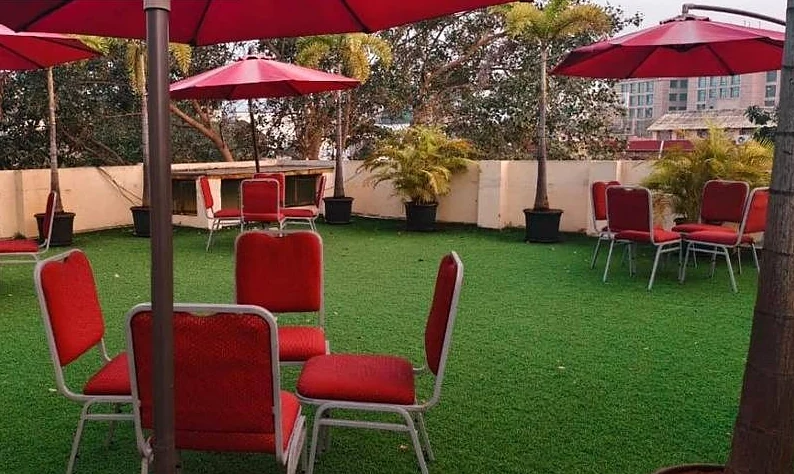 Rooftop lawn seating